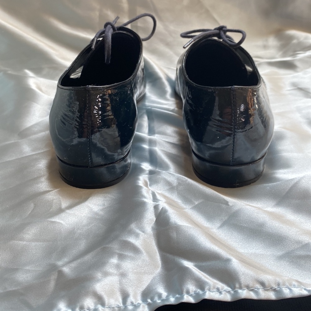 Like New Prada Patent Leather Jazz-style Shoes - Picture 4 of 12